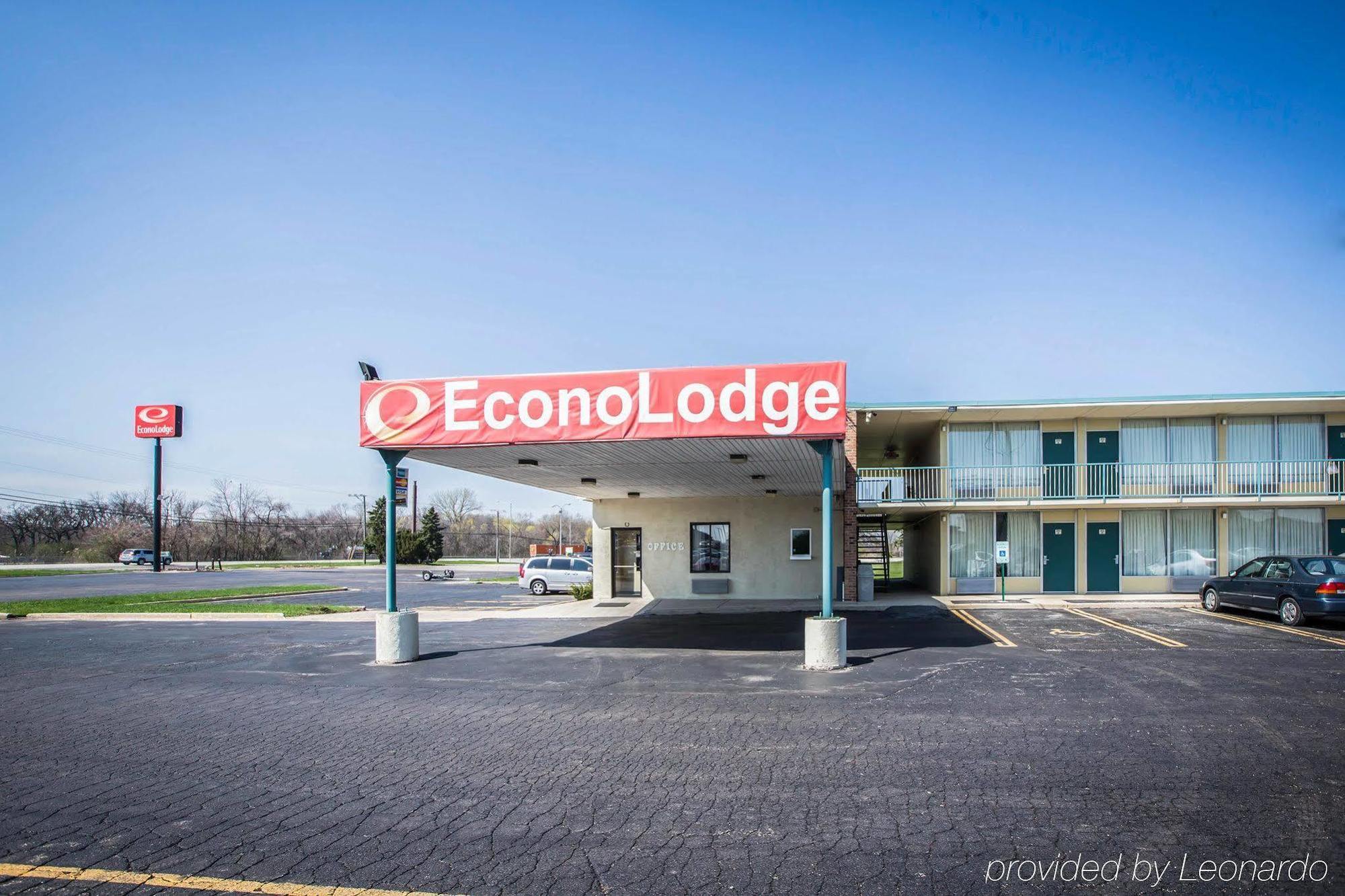 Econo Lodge Shorewood/Joliet Екстериор снимка